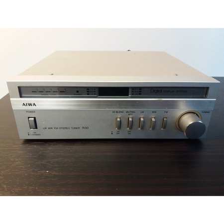 Aiwa R30 Retroradio 80-luvulta