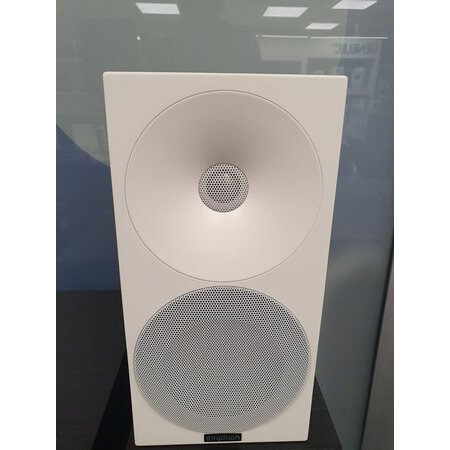 Amphion Helium 510 jalustakaiutin