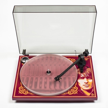Pro-Ject Essential III / Ortofon OM10 George Harrison Special Edition